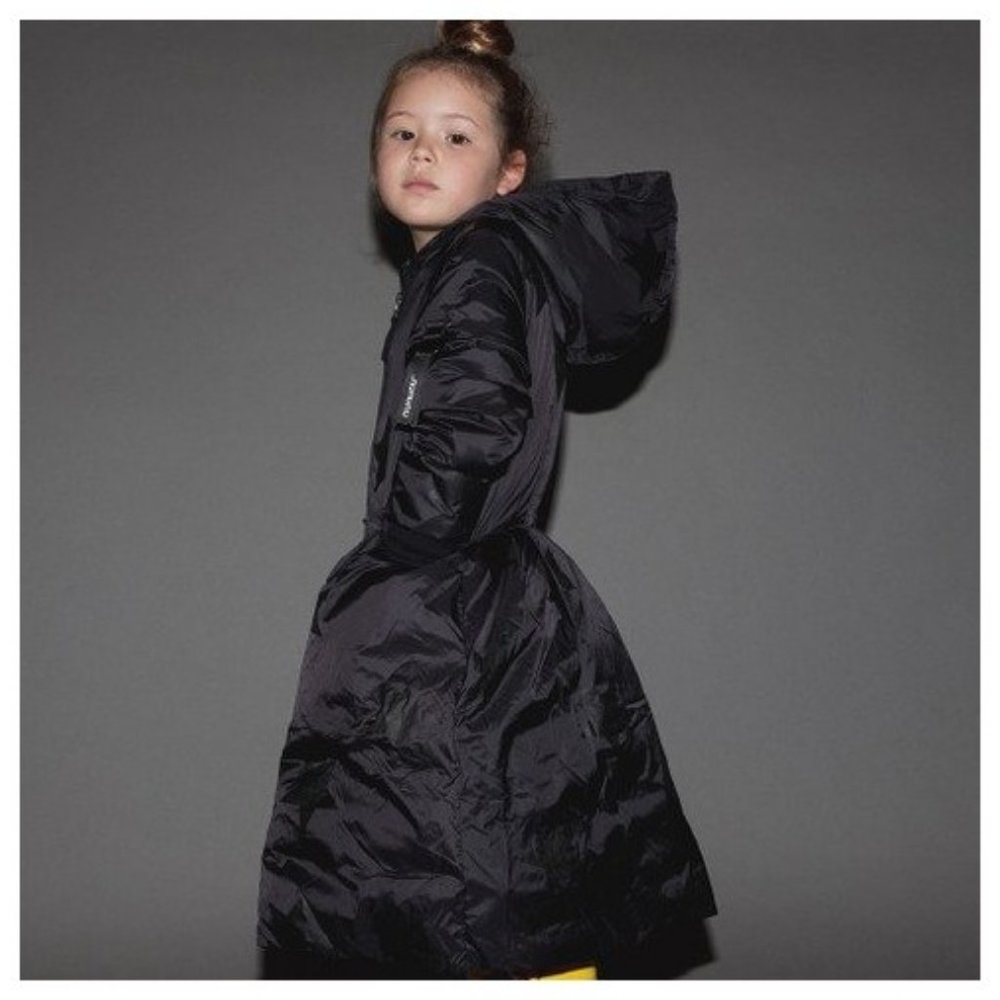 NUNUNU down fancy star COAT black 8-9 girls